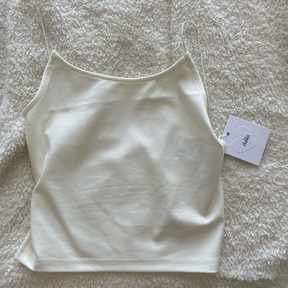 NEW Adika backless crop top - Picture 1 of 4